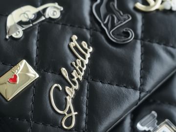 2.55 24cm Chanel 37586.3
