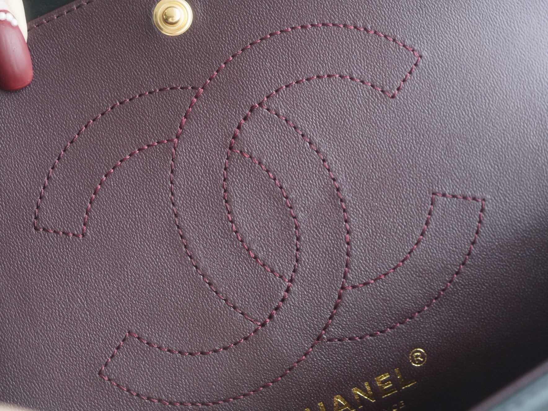 2.55 24cm Chanel 37586.3