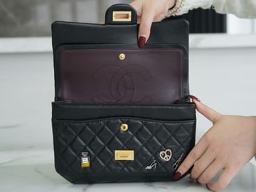 2.55 24cm Chanel 37586.3