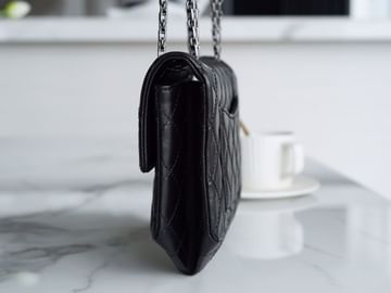 2.55 20cm Chanel 37586.4