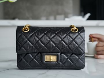 2.55 20cm Chanel 37586.5