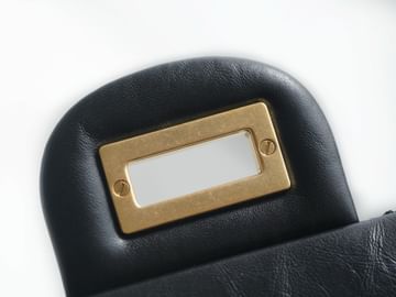 2.55 20cm Chanel 37586.5