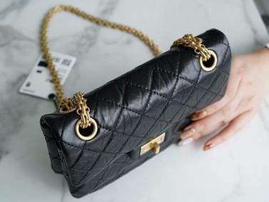 2.55 20cm Chanel 37586.5
