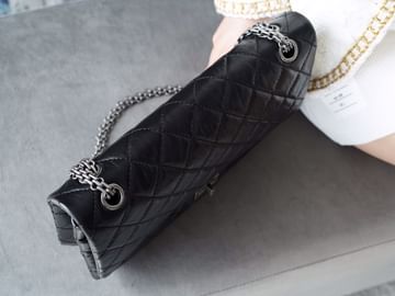 2.55 28cm Chanel 37586.7
