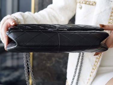 2.55 28cm Chanel 37586.7