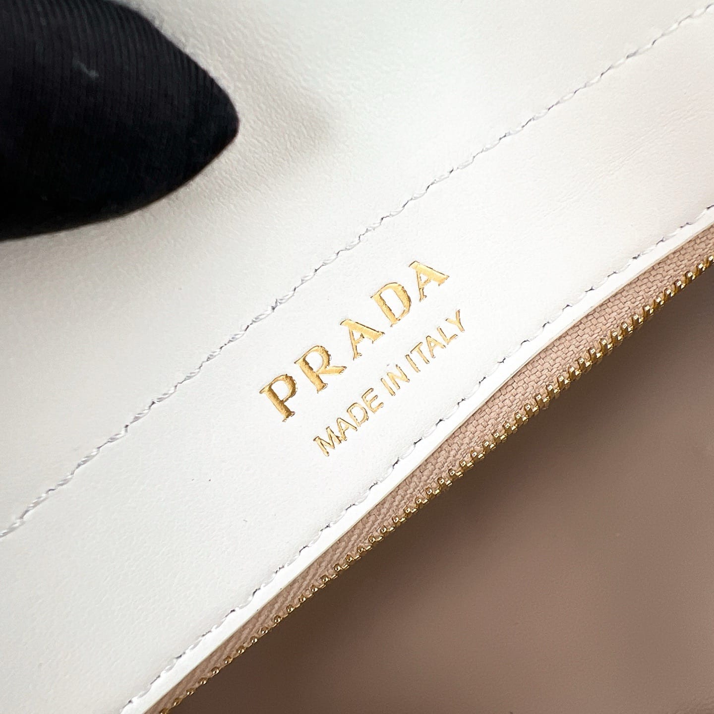 Enchaine Prada 1BC262.3