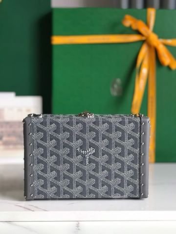 Minaudiere Goyard 2017.1