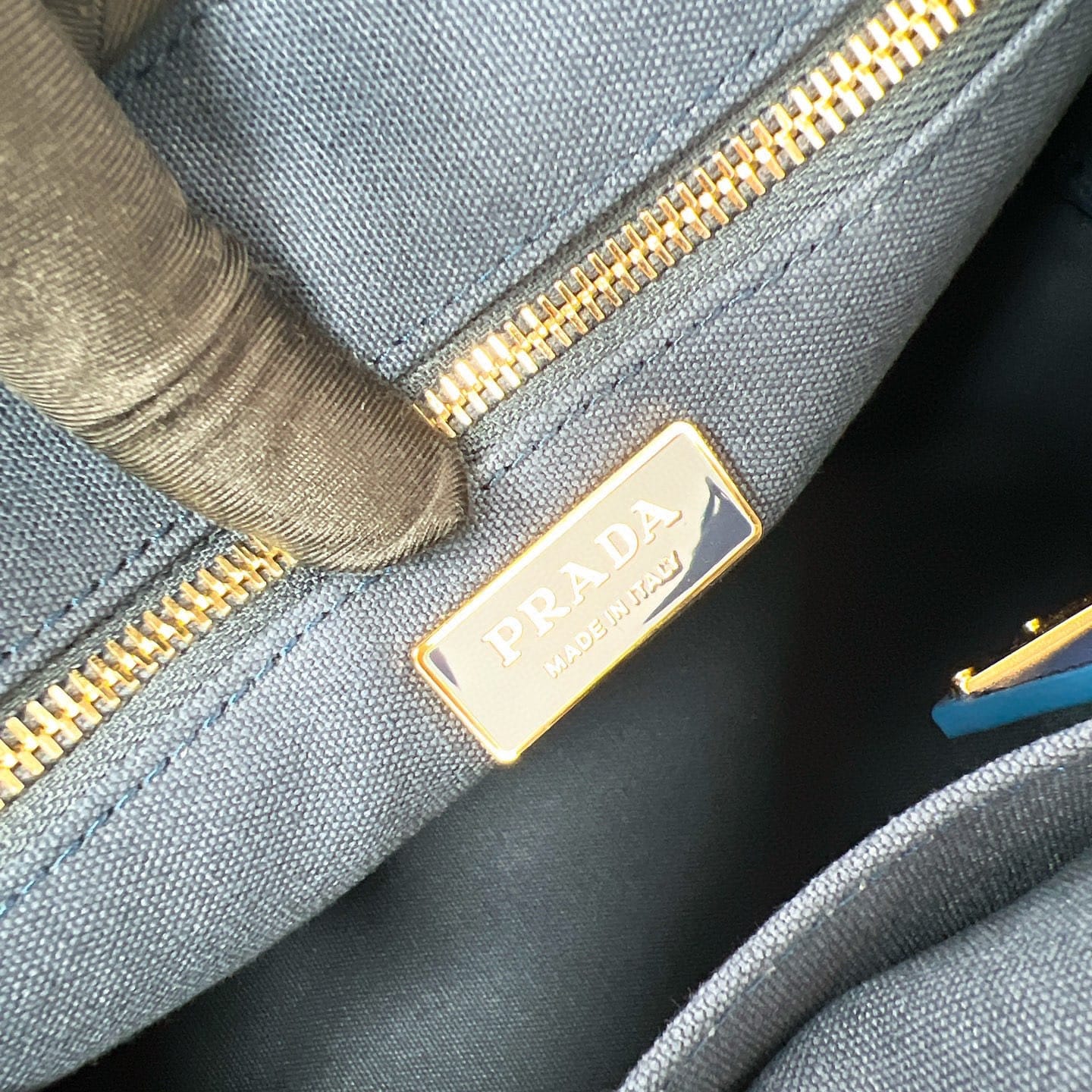 Jardinere Prada 1BG554