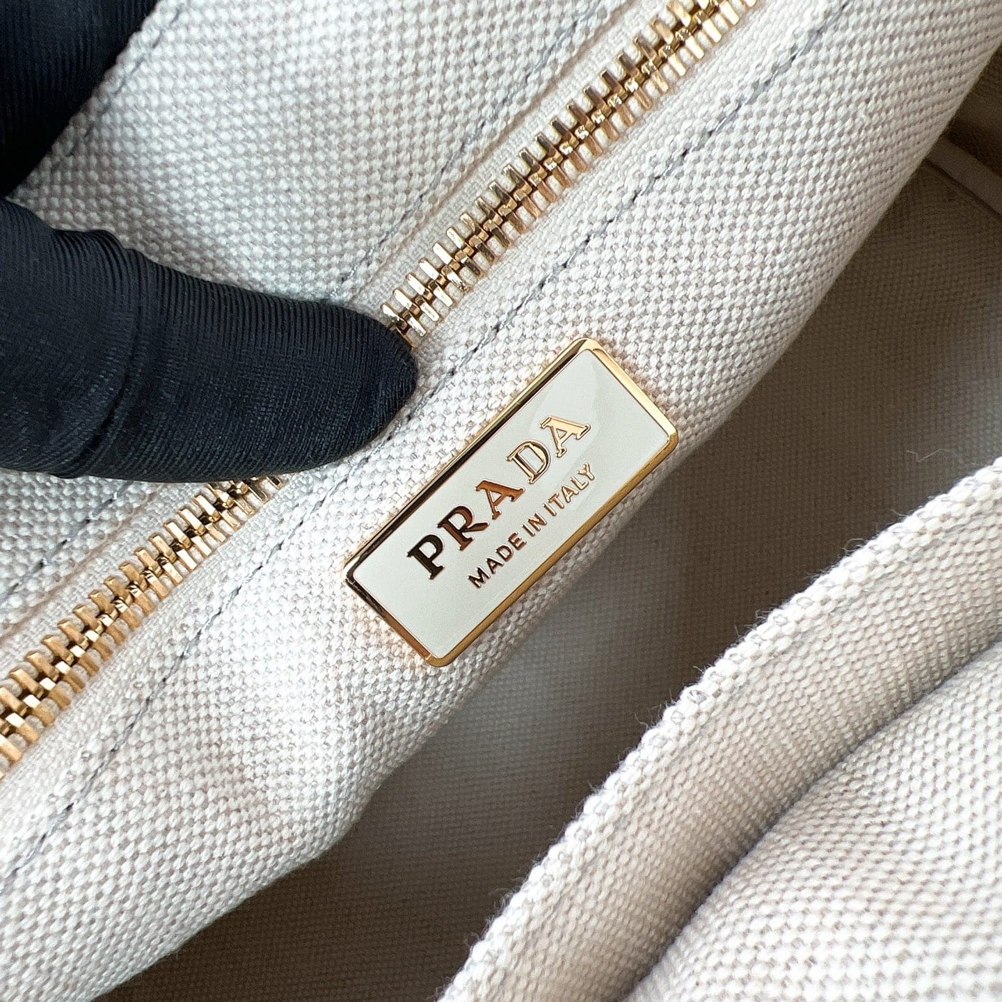 Jardinere Prada 1BG464.3