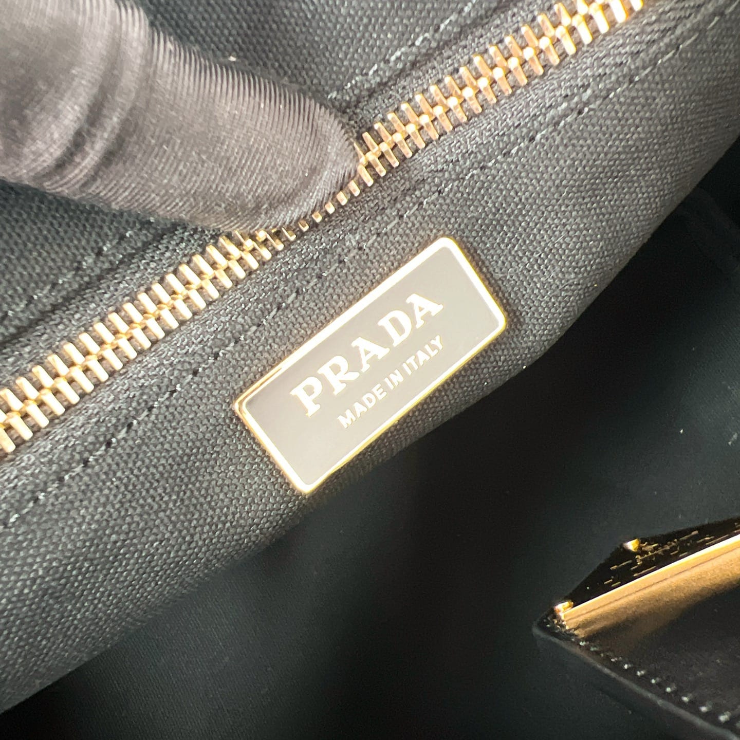 Jardinere Prada 1BG464.1