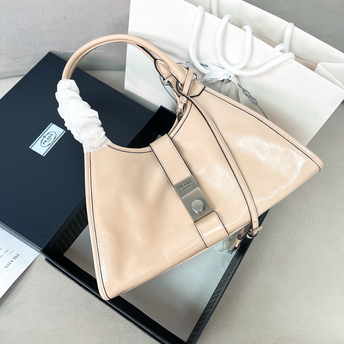 Soft Lux Prada 1BG563.3