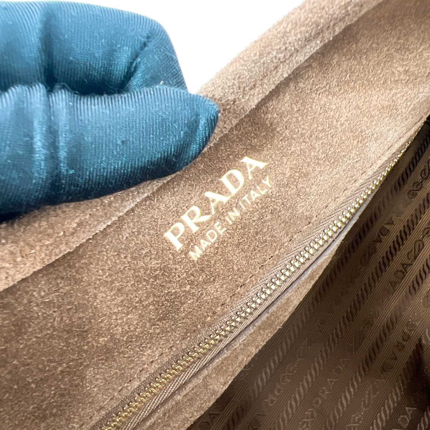 Soft Lux Prada 1BG563.7