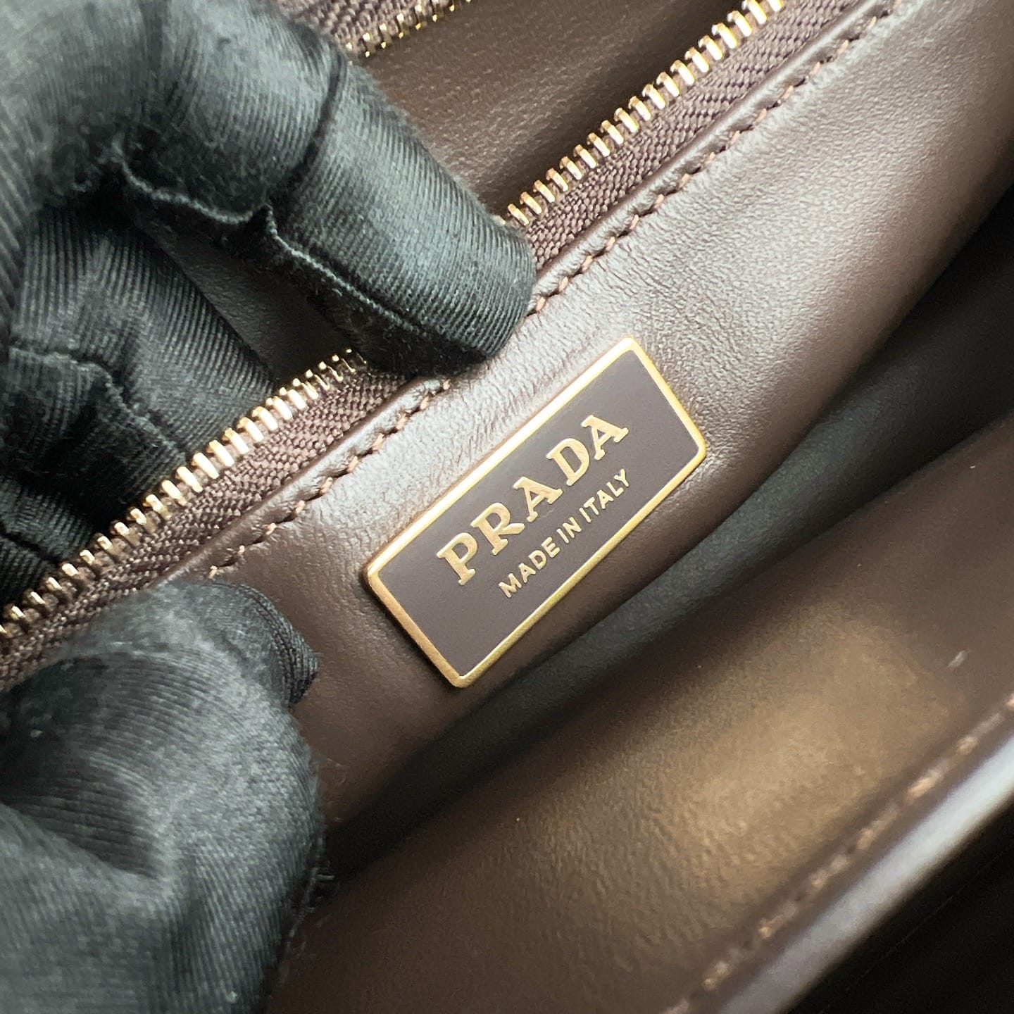 Soft Sound Prada 1BN023.1