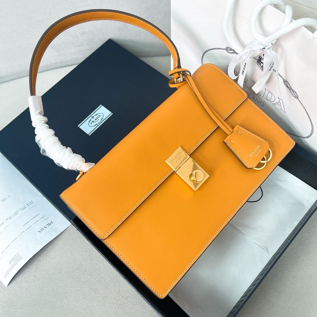 Soft Sound Prada 1BN023.8