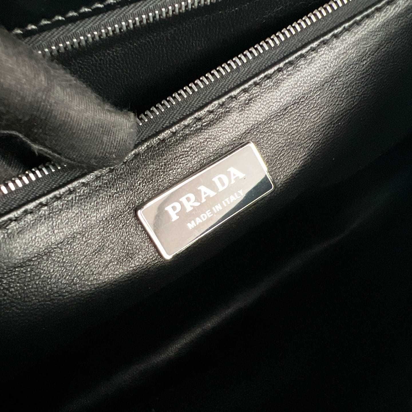 Soft Lux Prada 1BN024.1