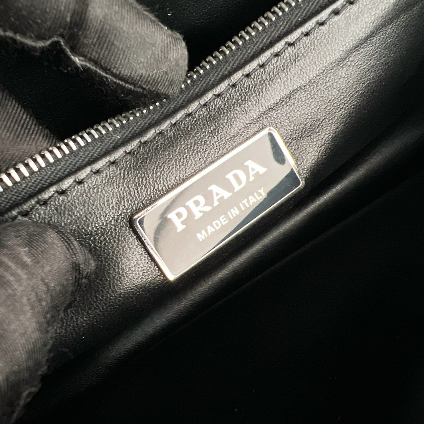 Soft Lux Prada 1BN026.2