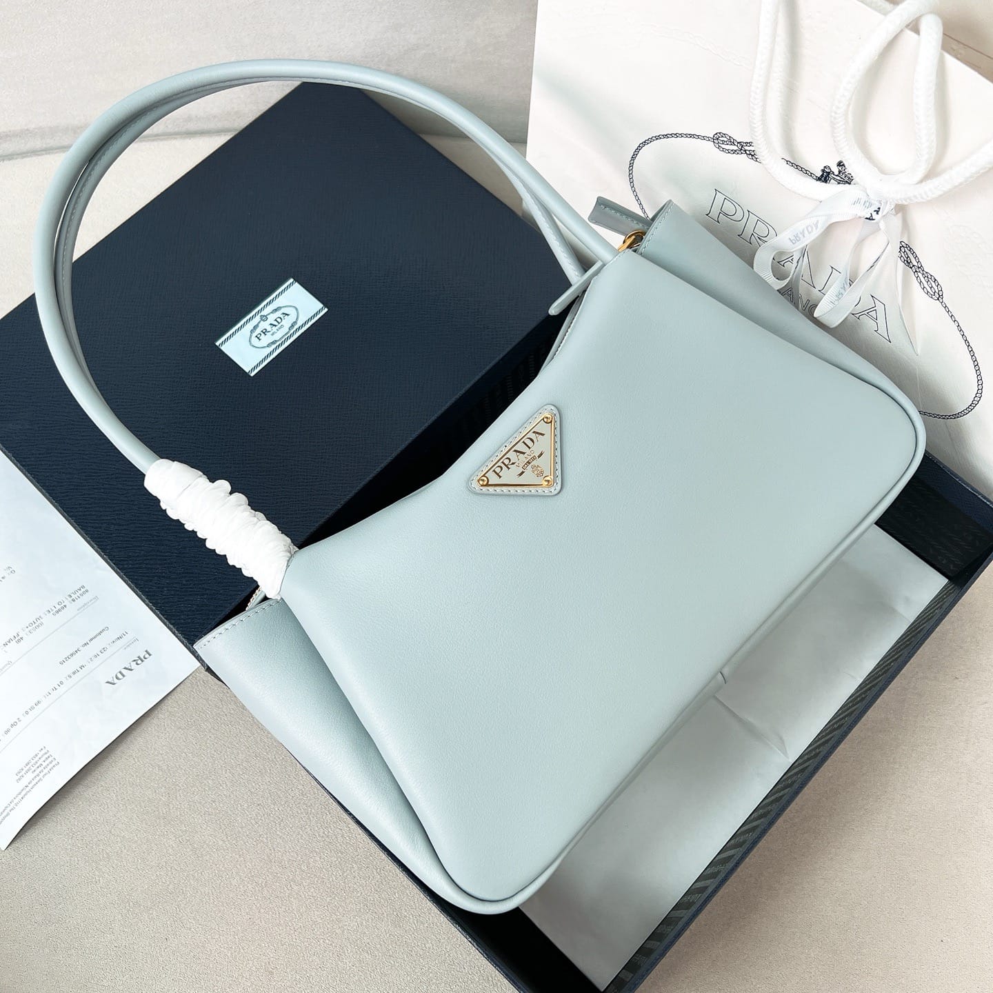 Soft Grain Hobo Prada 1BA444.2