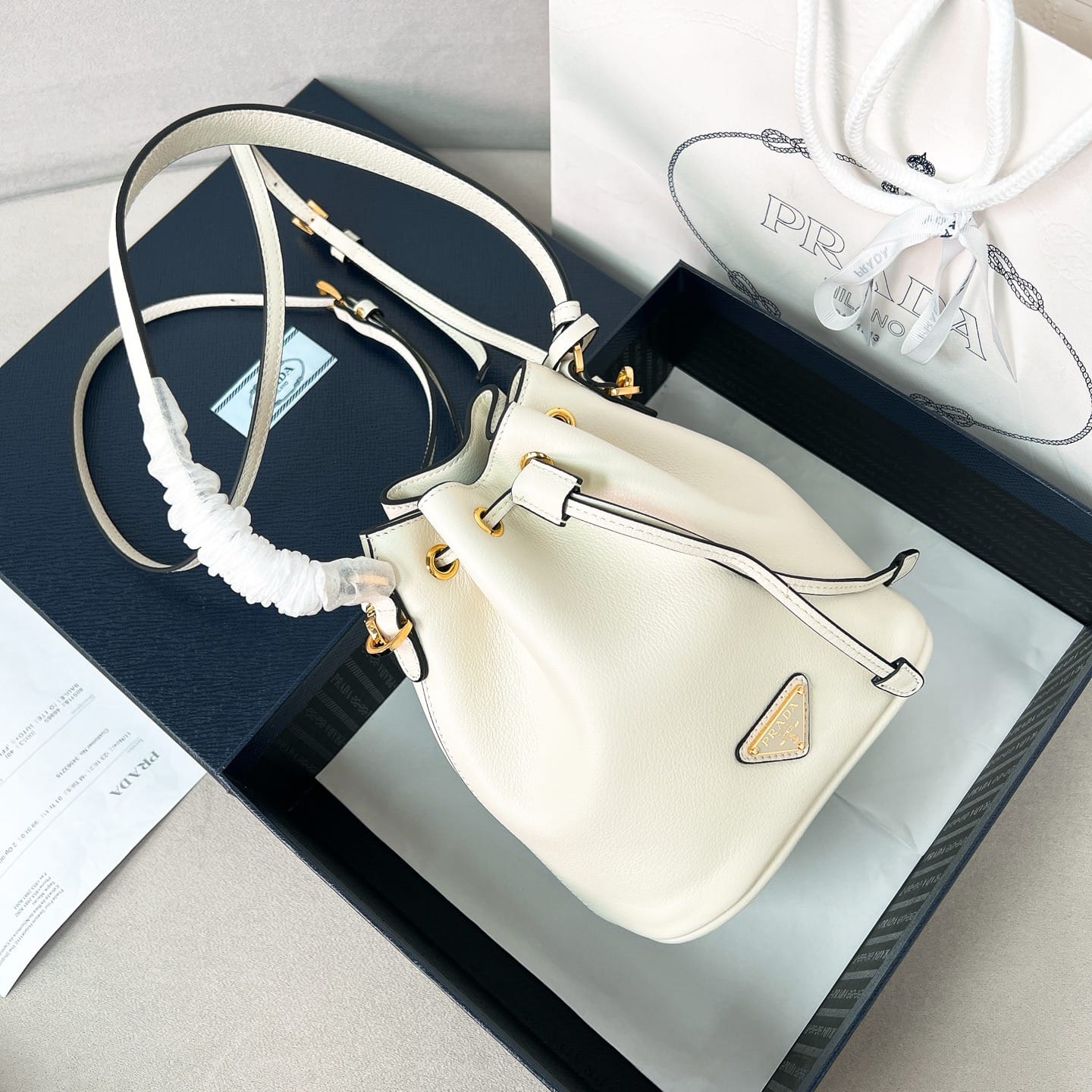 Soft Grain Prada 1BE067.2