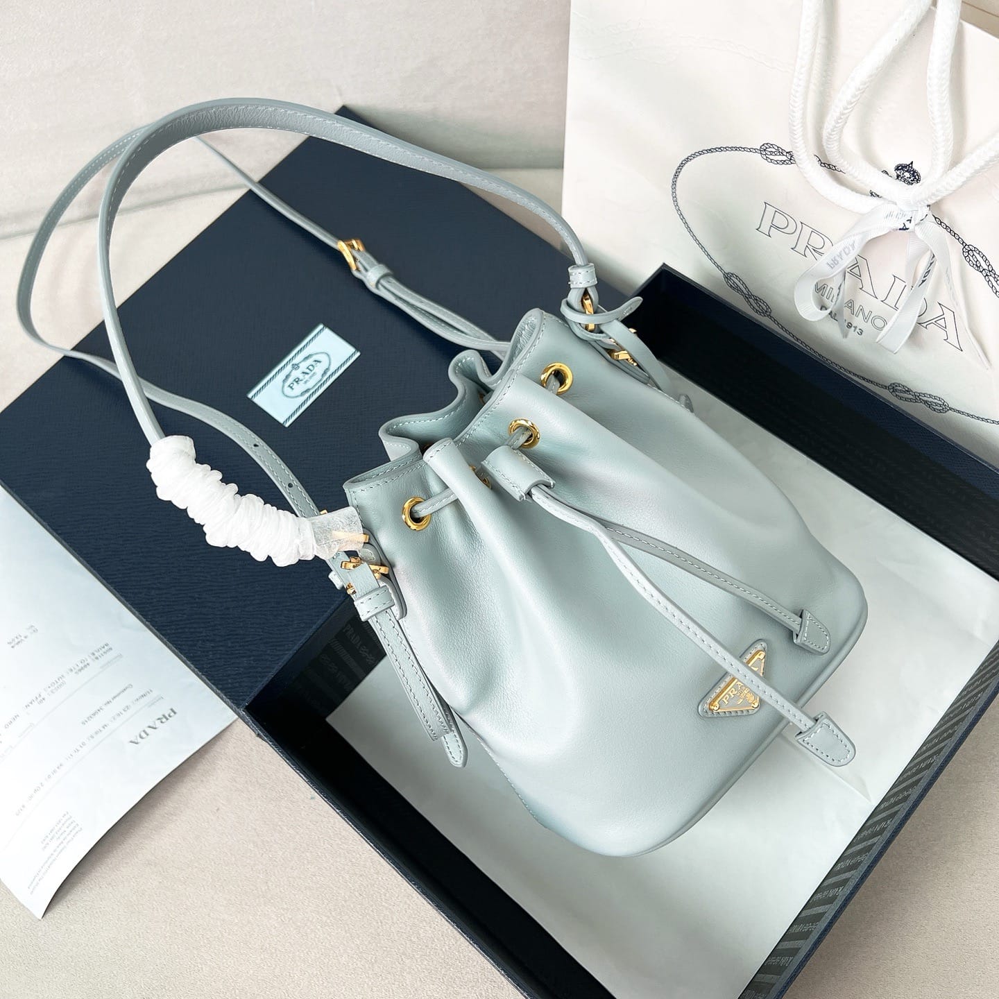 Soft Grain Prada 1BE067.5