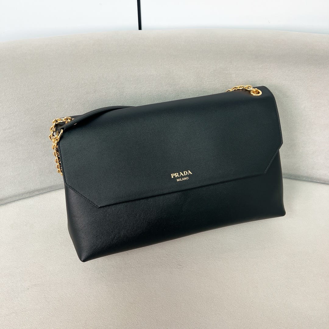 Soft Grain Prada 1BD368.1