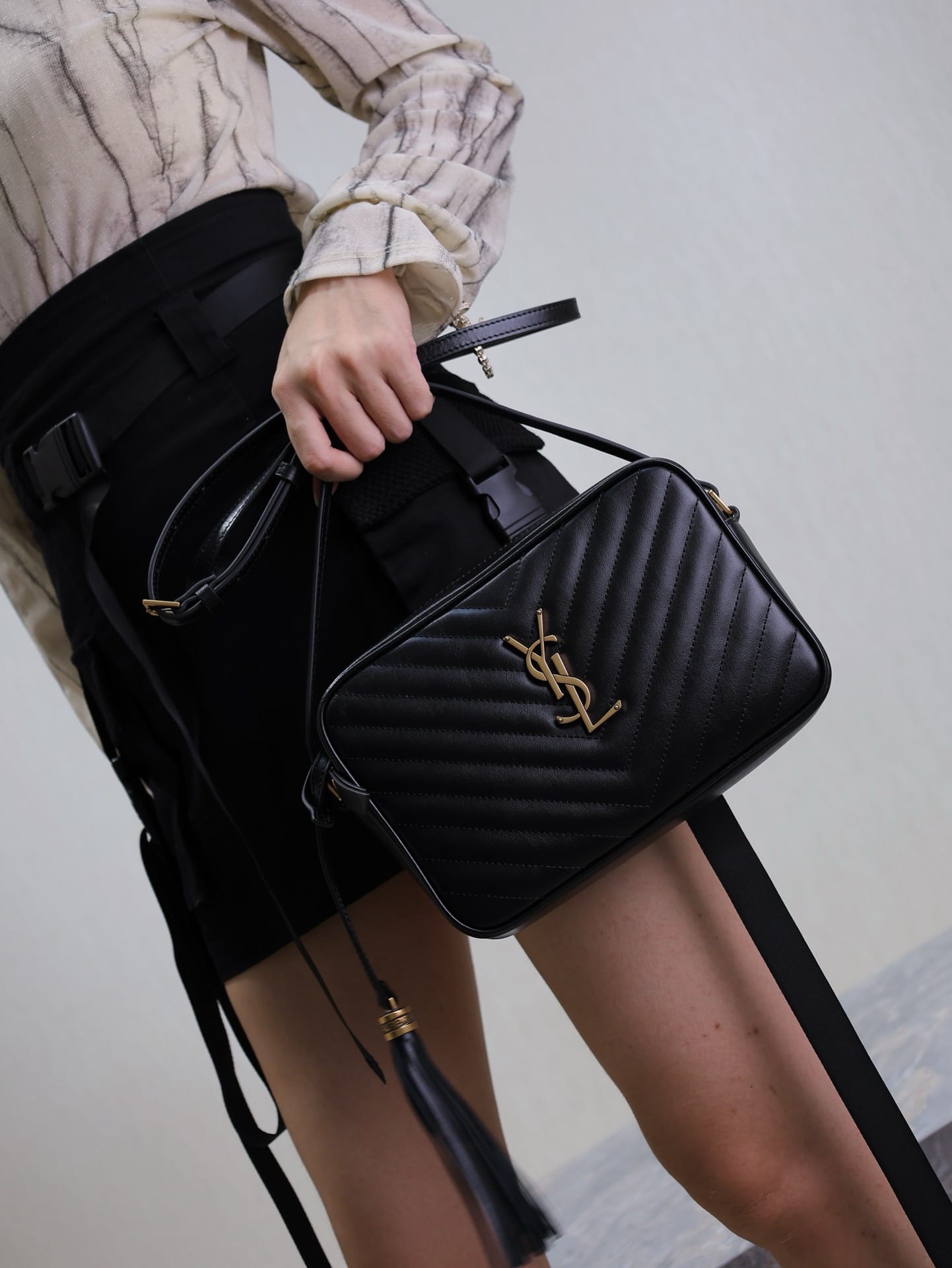 Lou Camera Saint Laurent 520534.9