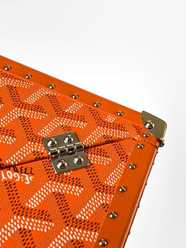 DE TUNK Goyard 8215.14A