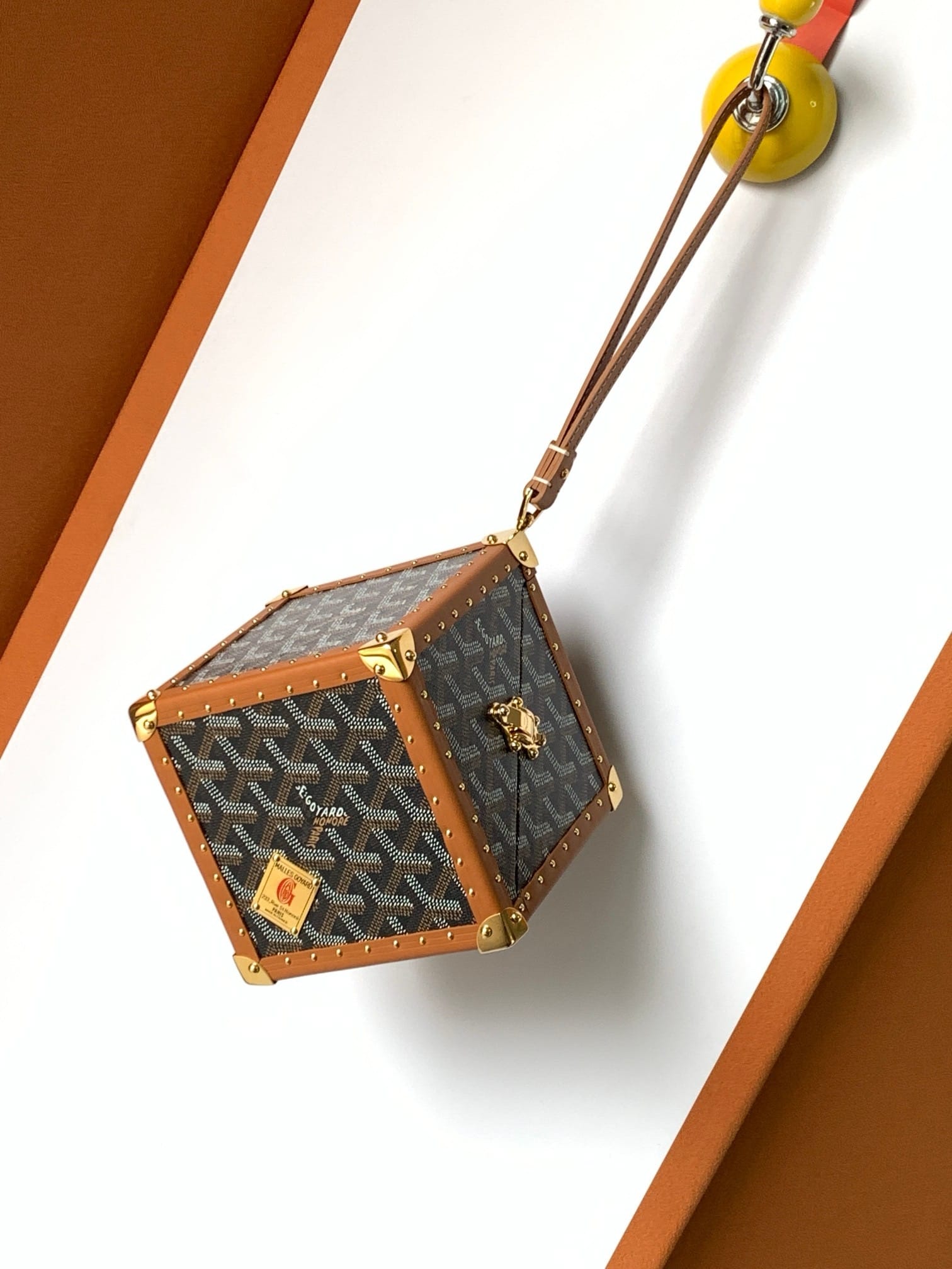 DE TUNK Goyard 8215.9