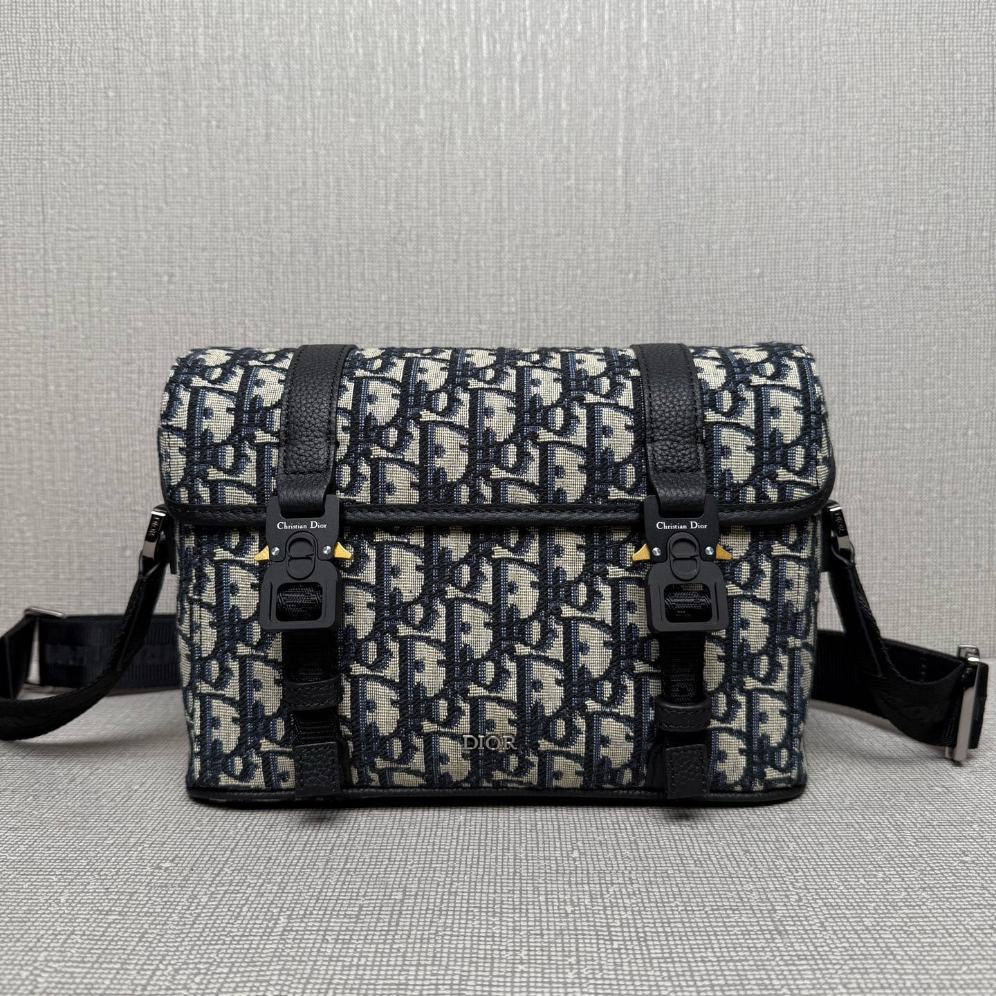 Hit the Road Dior 9271.1