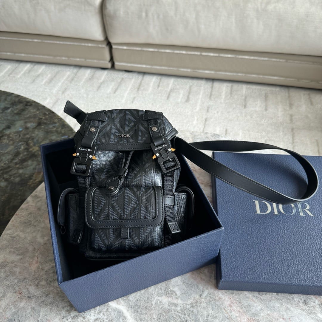 Hit the Road Dior 9242