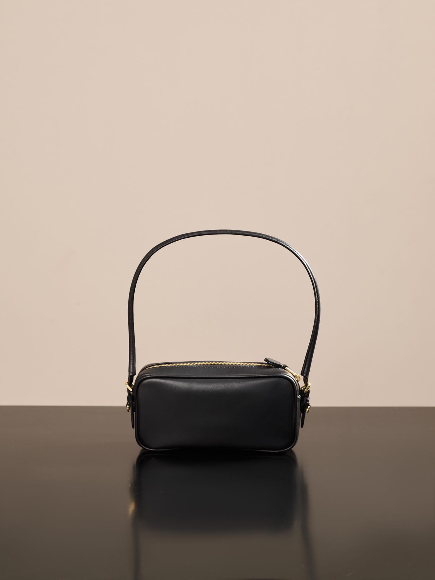 Leather pouch Miu Miu 5NE024