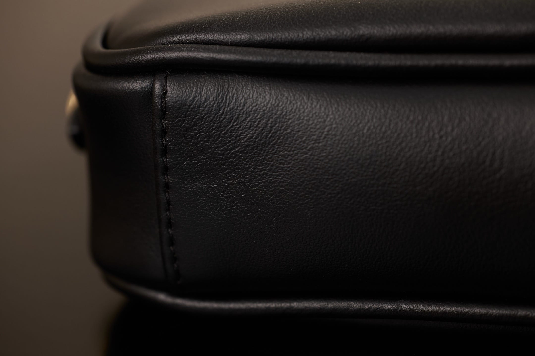 Leather pouch Miu Miu 5NE024