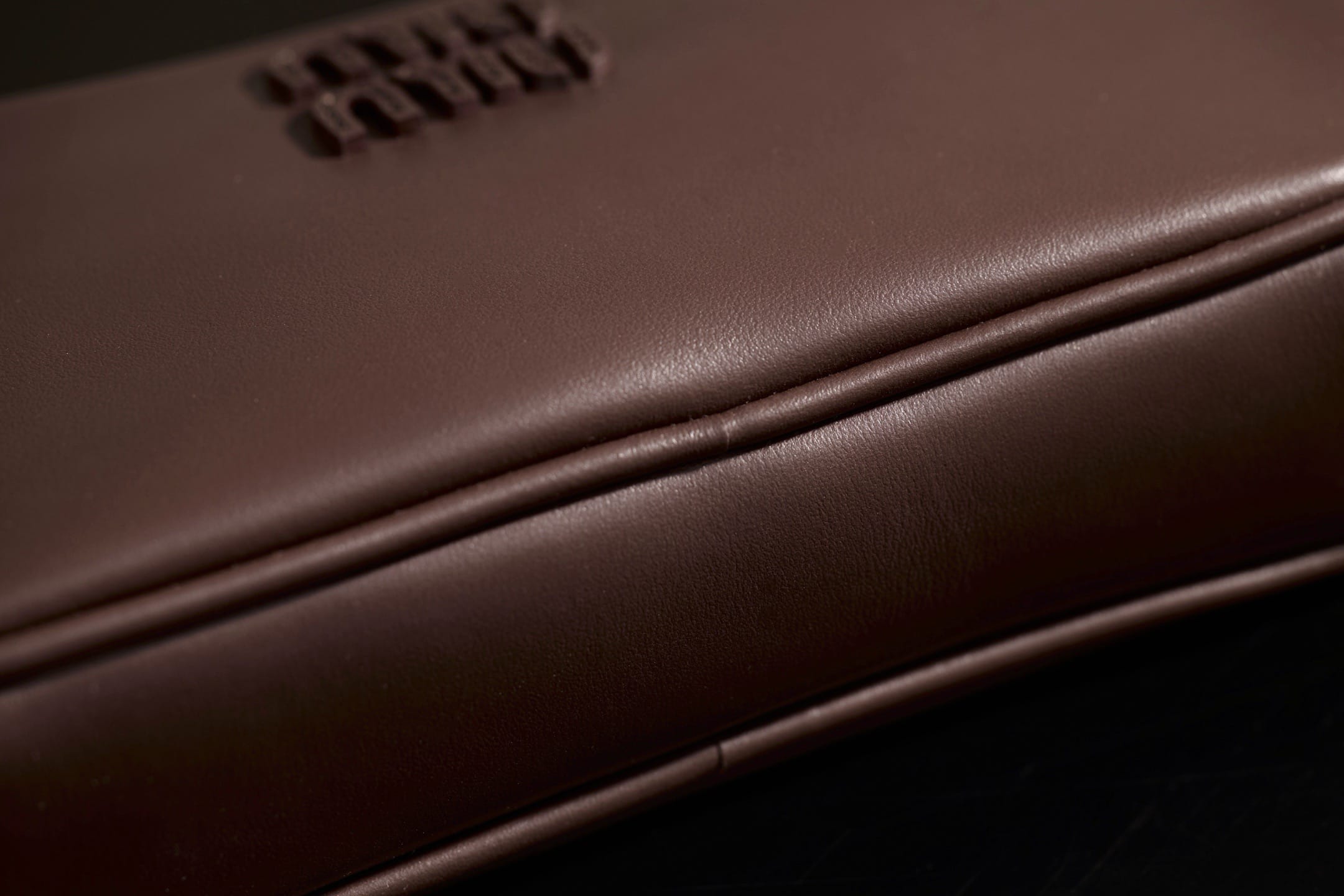 Leather pouch Miu Miu 5NE024.1