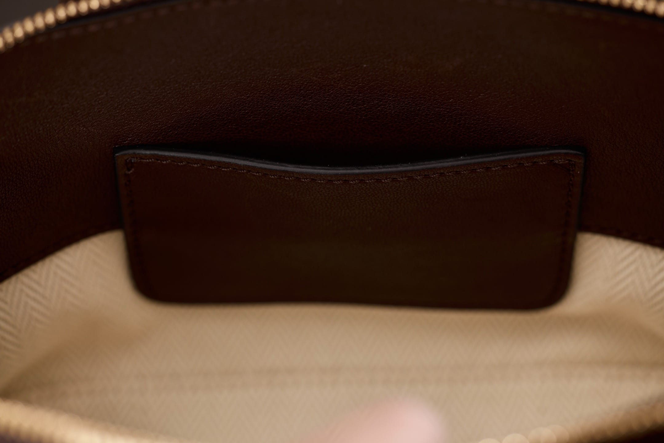 Aventure 21cm Miu Miu 5B090.2