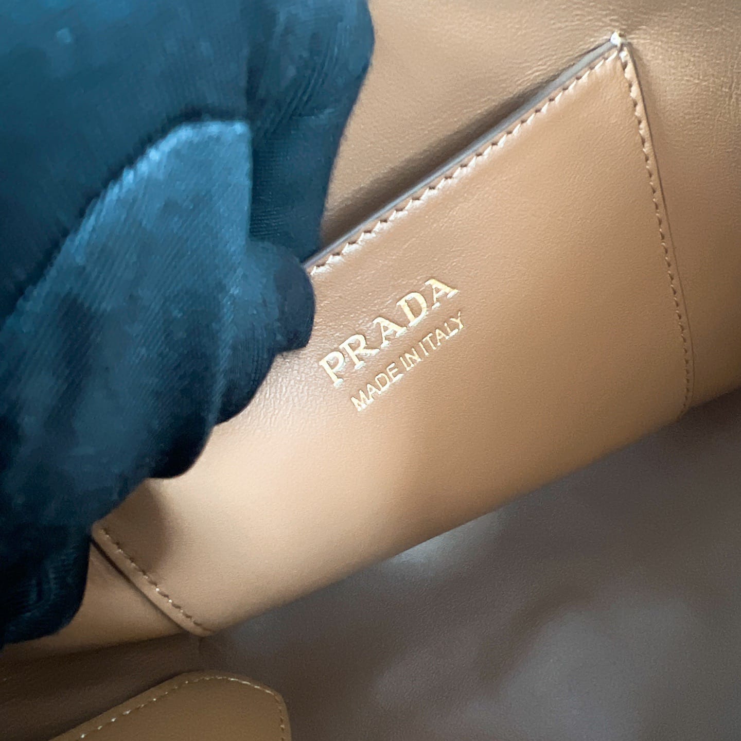 Buckle Prada 1BE085.2