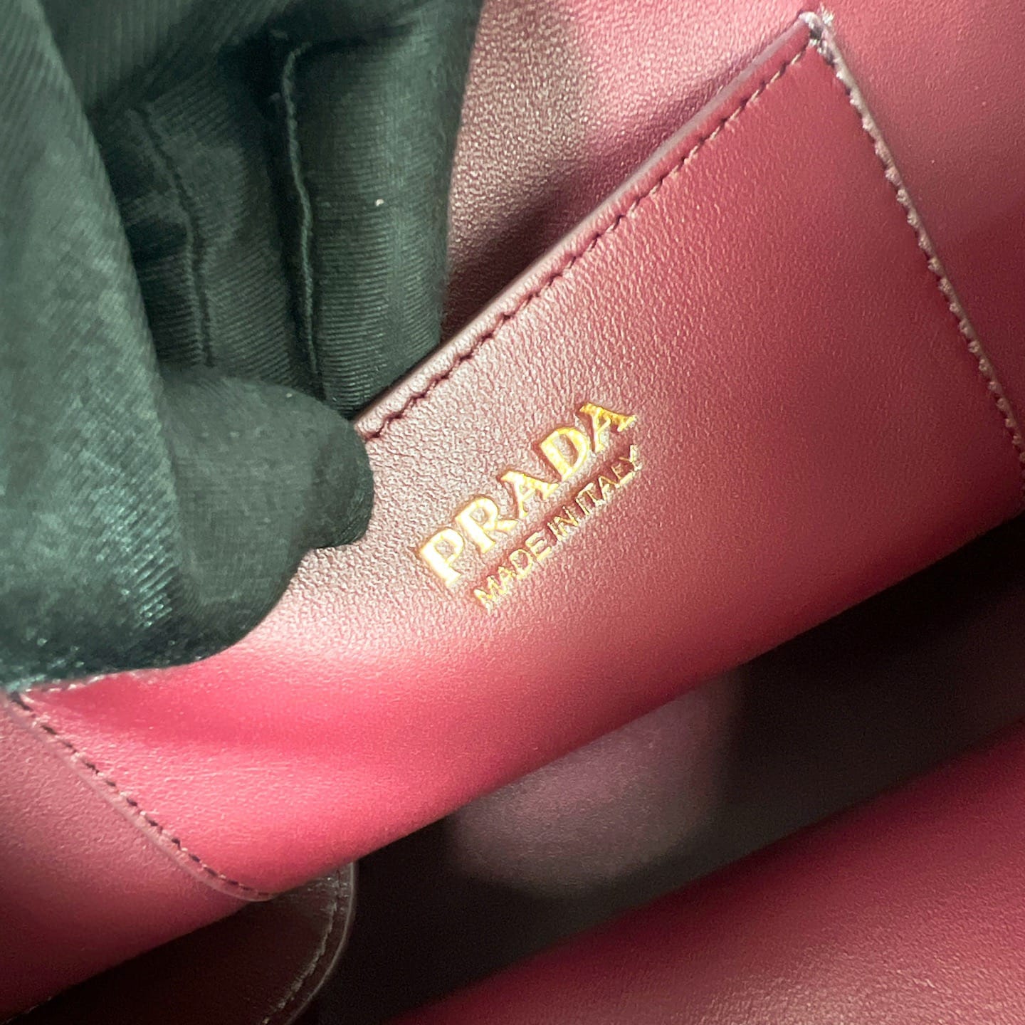 Buckle Prada 1BE085.6