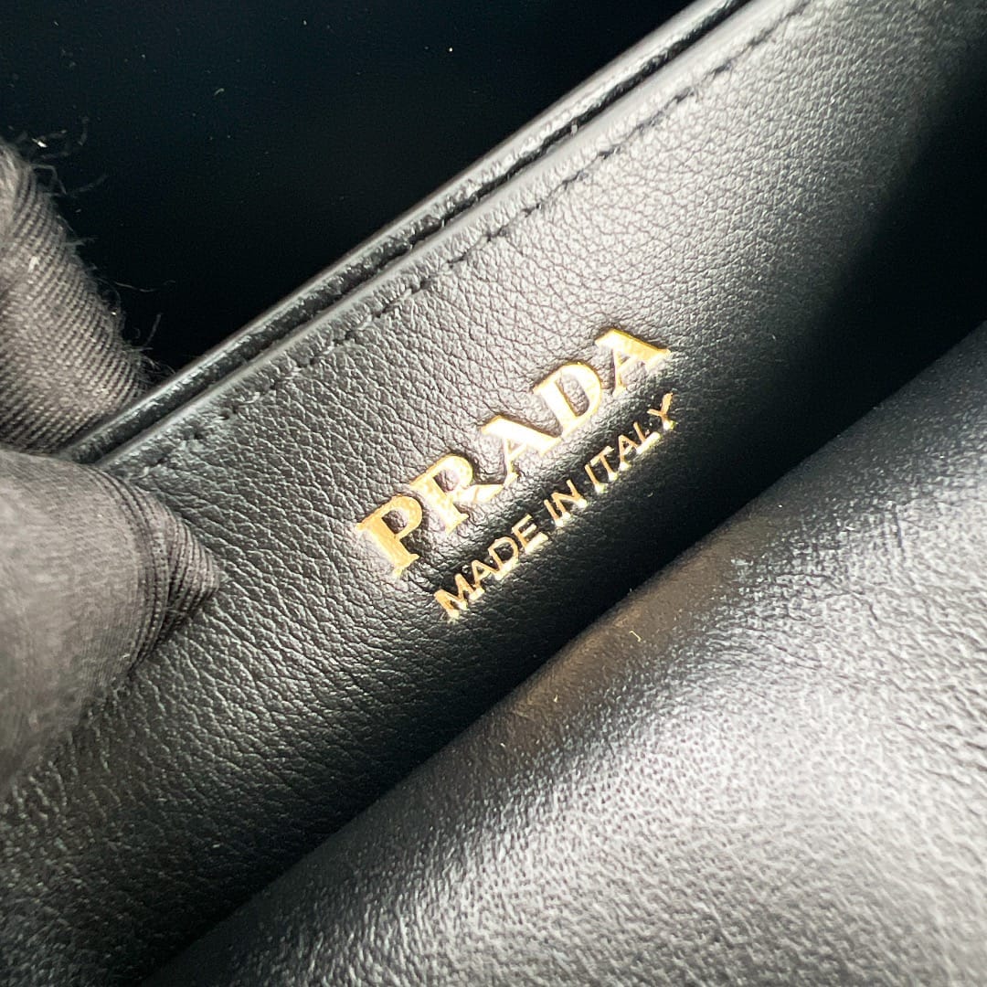 Buckle Prada 1BA417.5