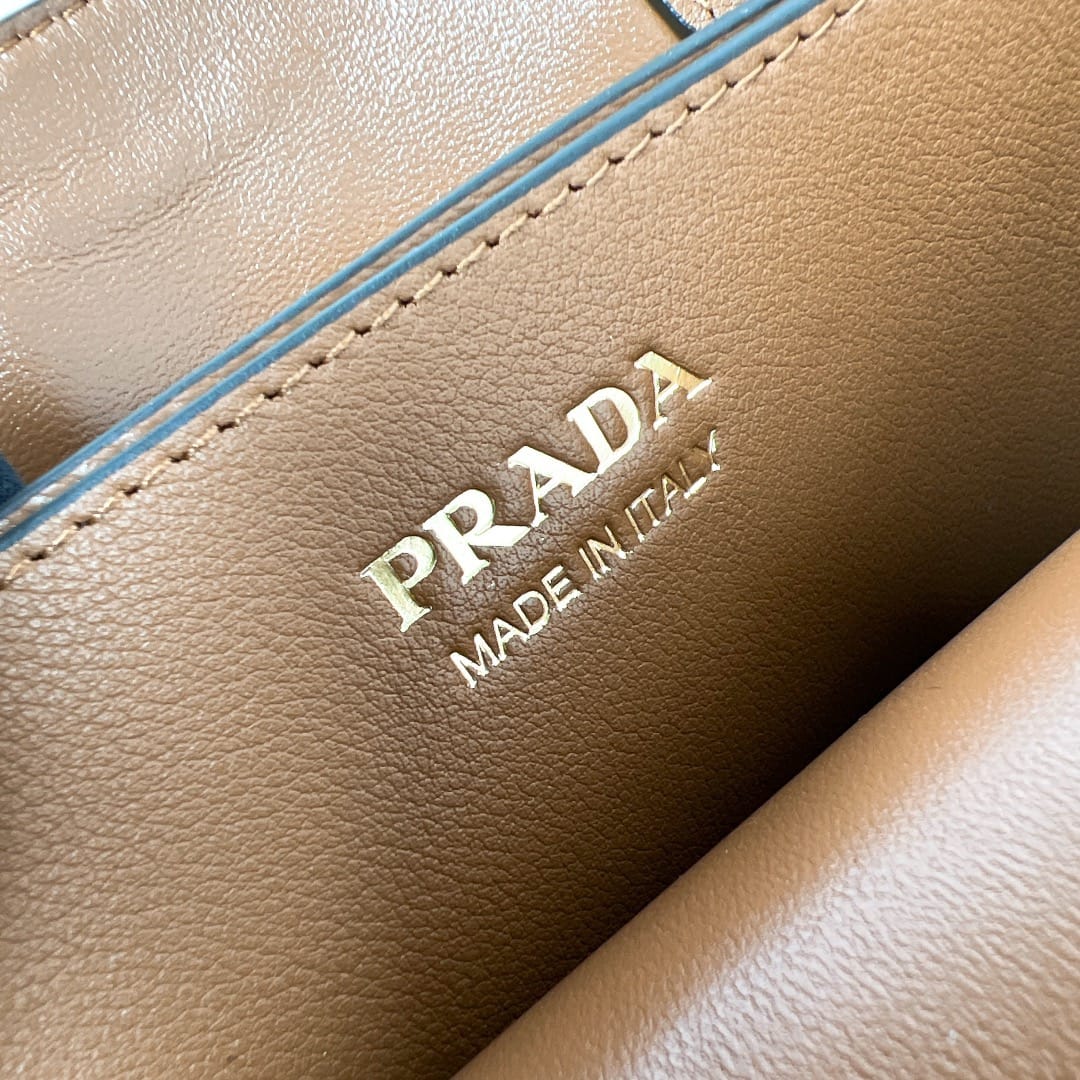 Buckle Prada 1BA417.6