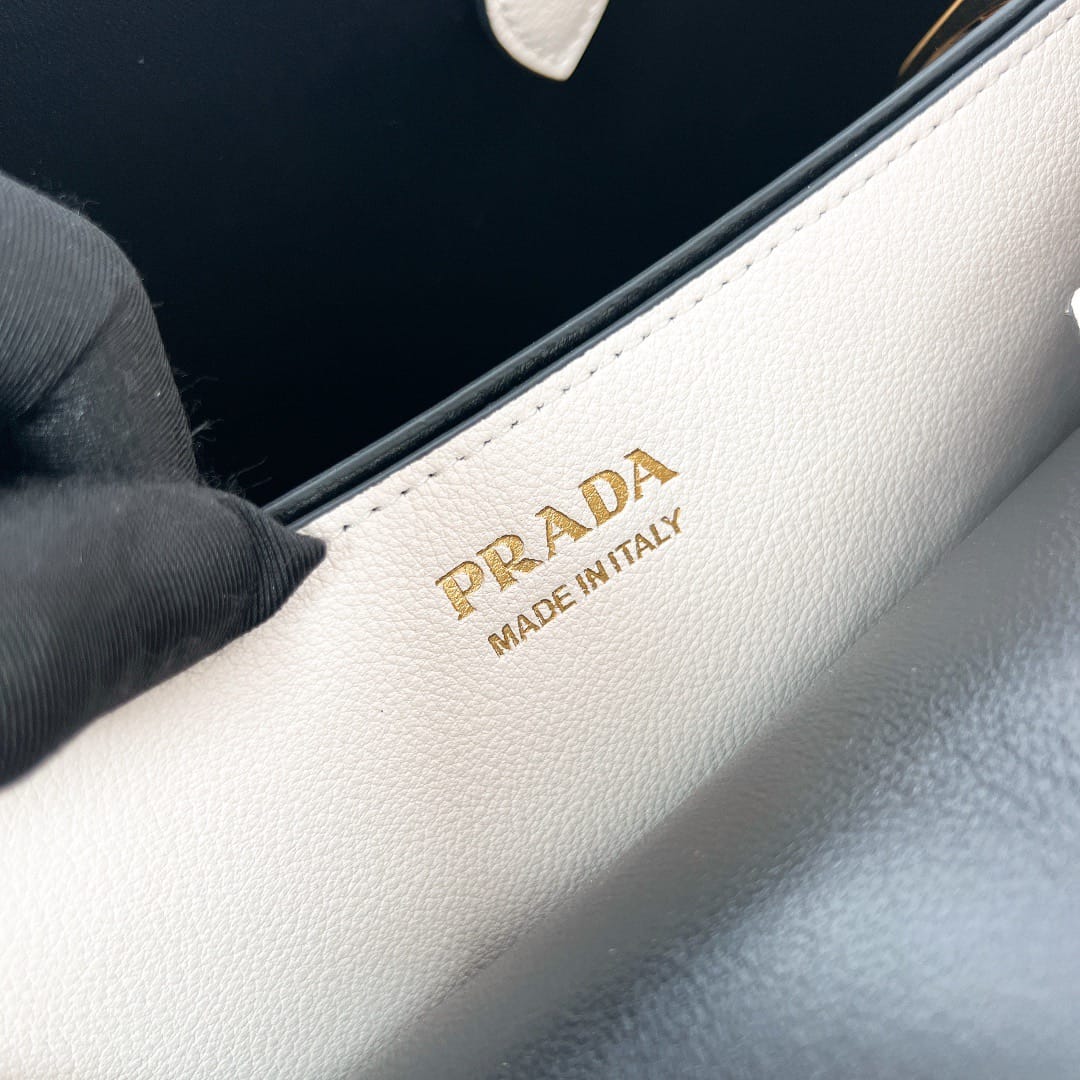 Buckle Prada 1BA434.8