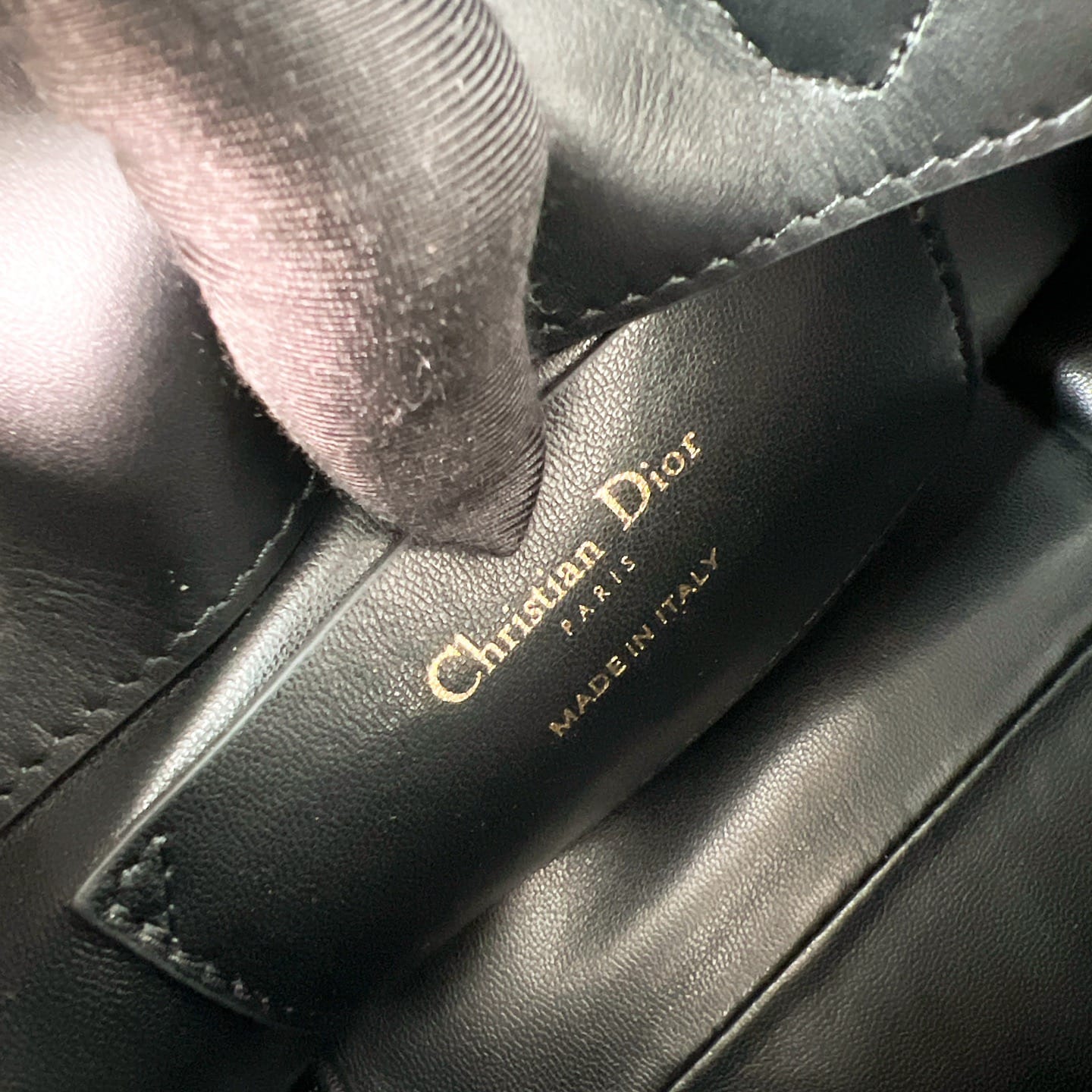 Toujours Dior 2023.5