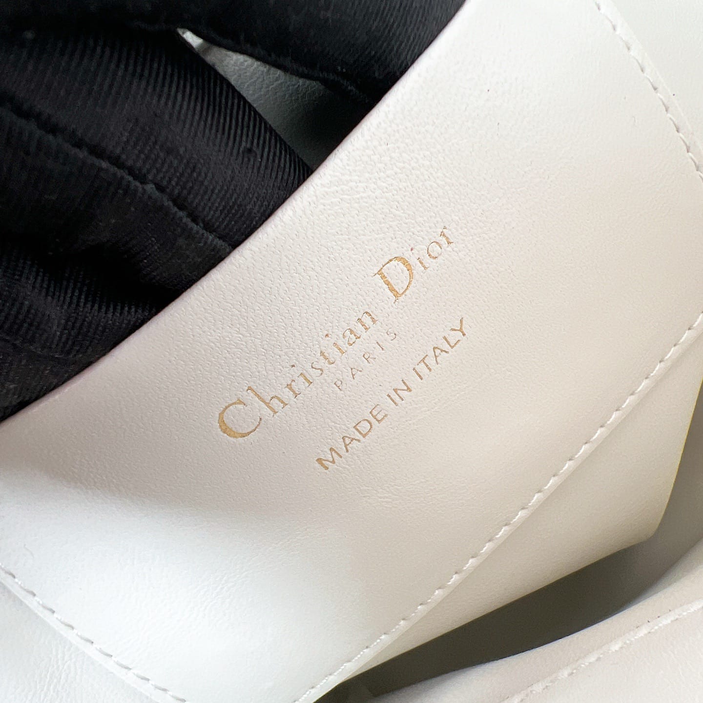 Toujours Dior 2024.4