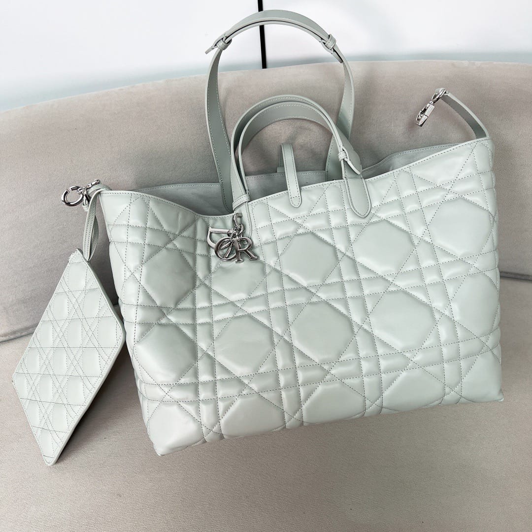 Toujours Dior M2820.1