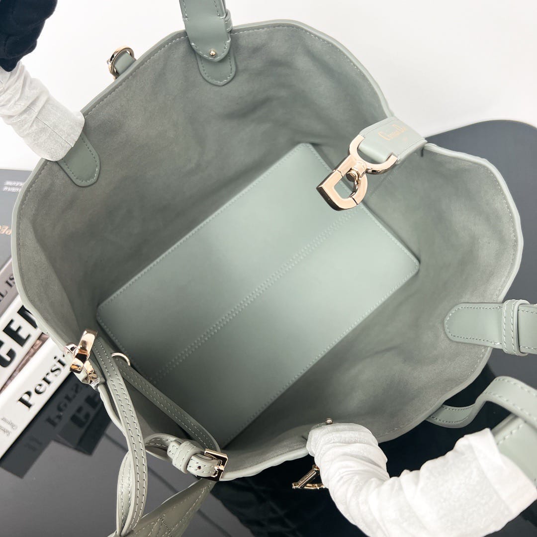 Toujours Dior M2821.9