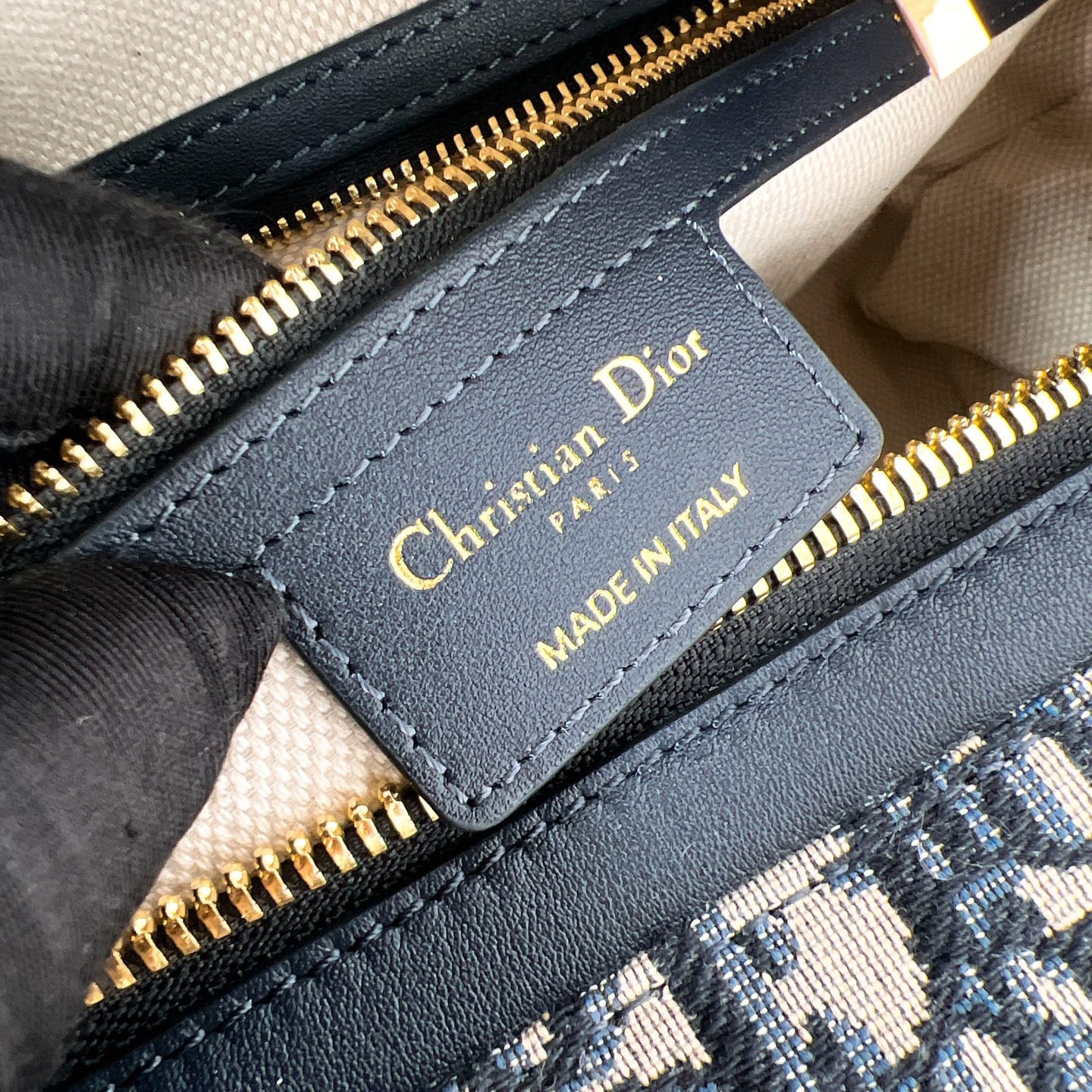 Journey Dior M2417.3