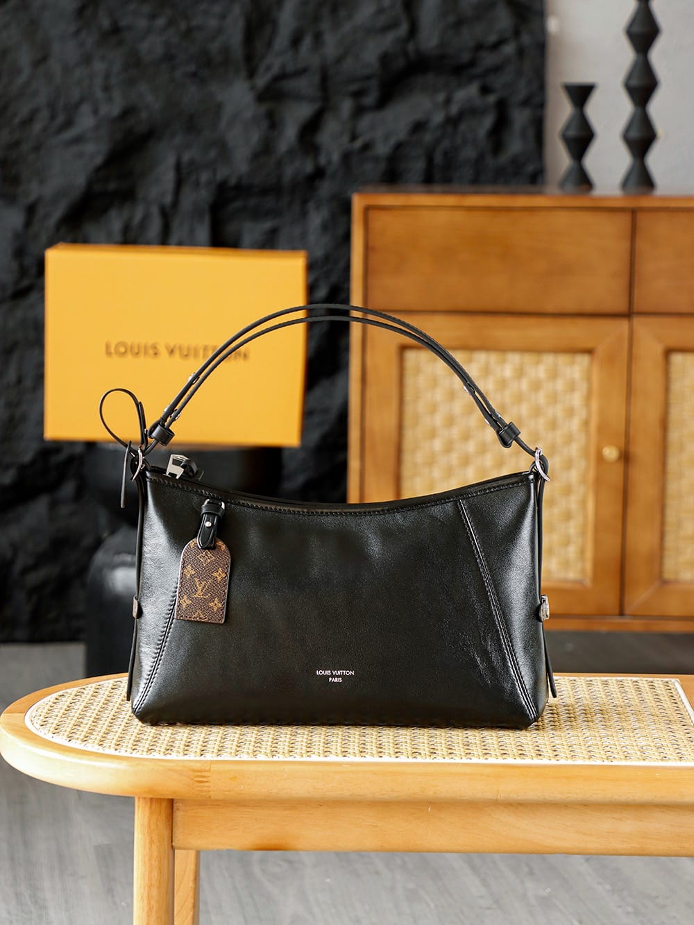 CarryAll East West Vibe Louis Vuitton M28160