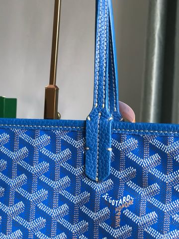 Hardy-8 Goyard