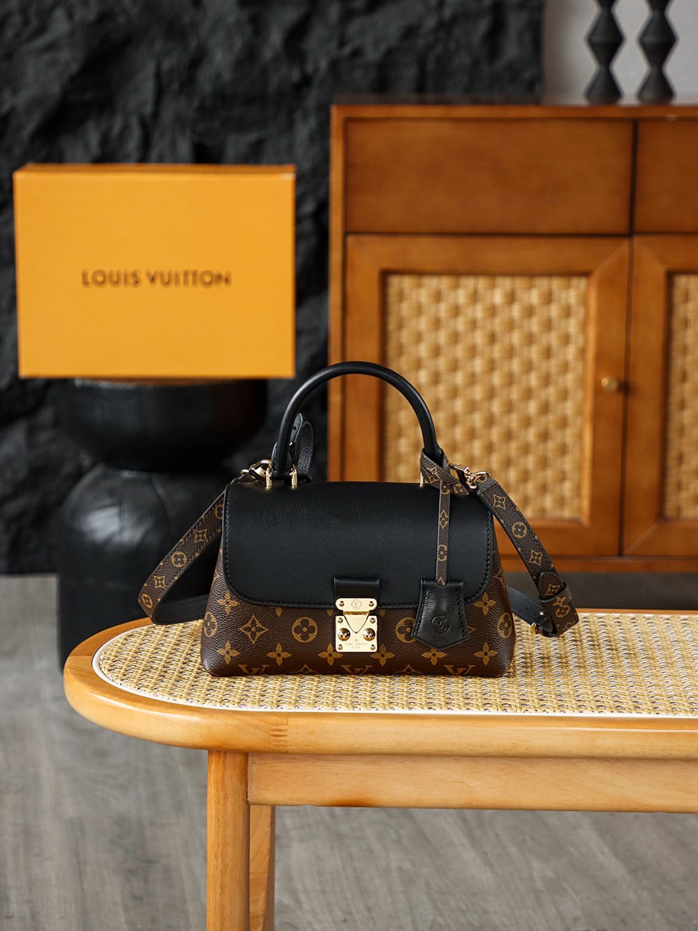 Madeleine Louis Vuitton M27511