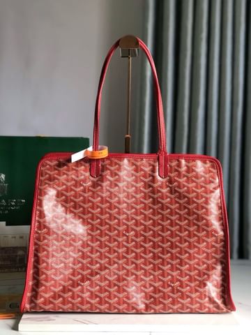 Hardy-7 Goyard