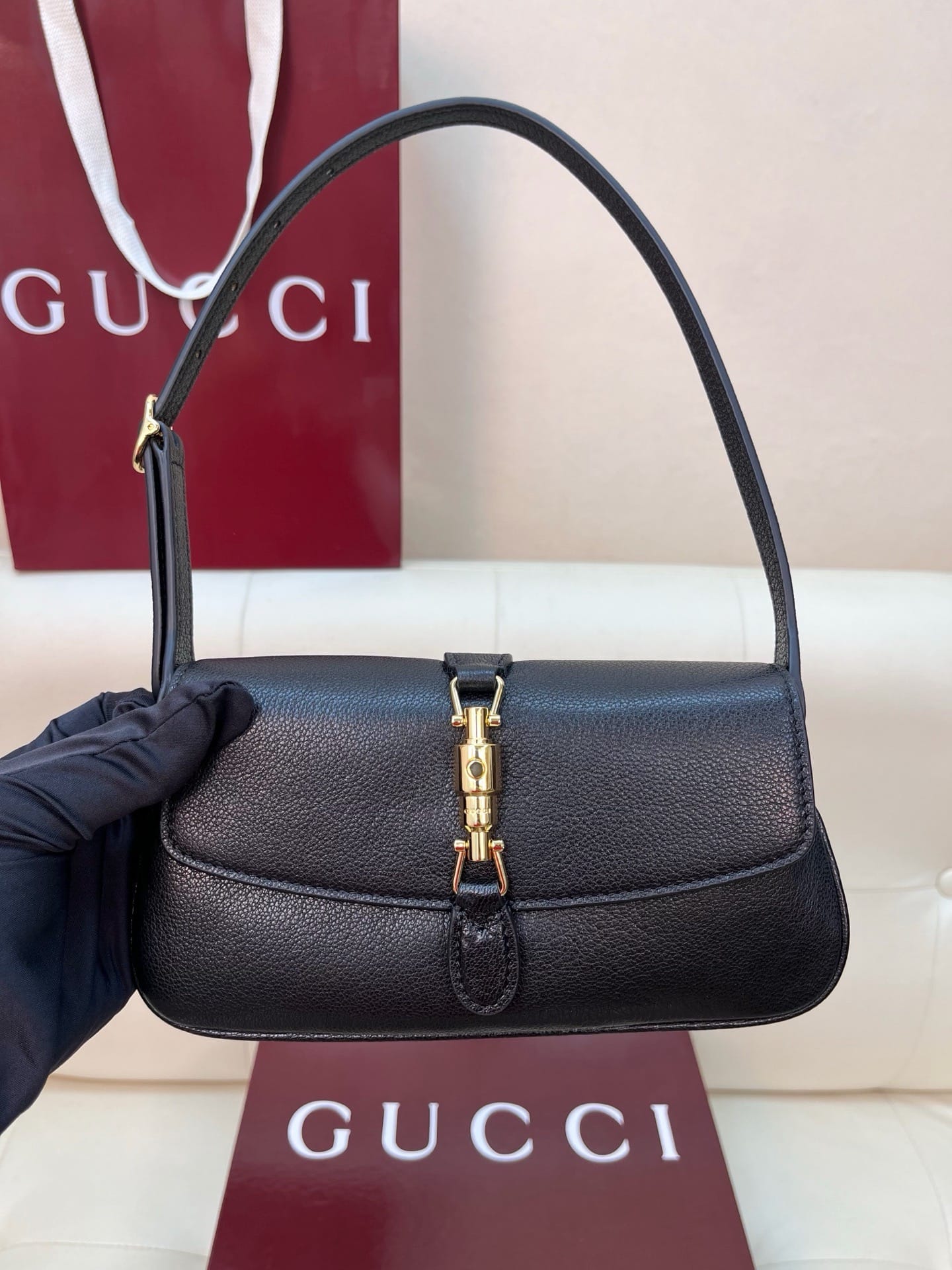 Jackie Gucci 867156