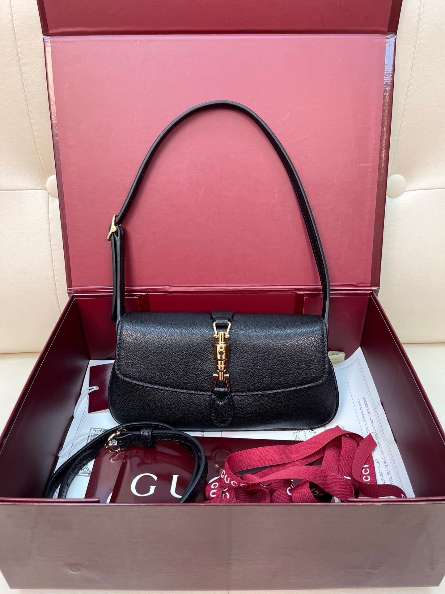 Jackie Gucci 867156
