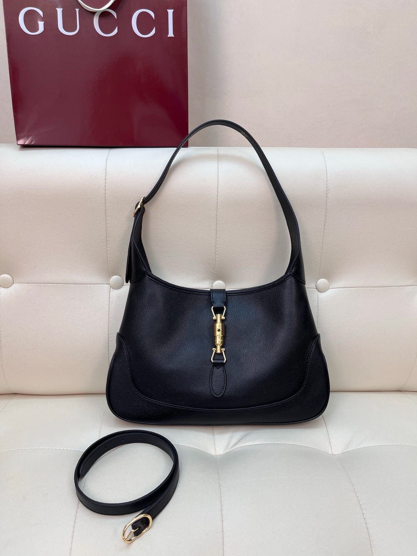 Jackie 1961 Gucci 863136